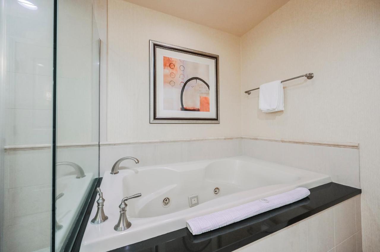 Mgm Signature Towers, Balcony Suite, Strip View - No Resort Fees! ラスベガス エクステリア 写真